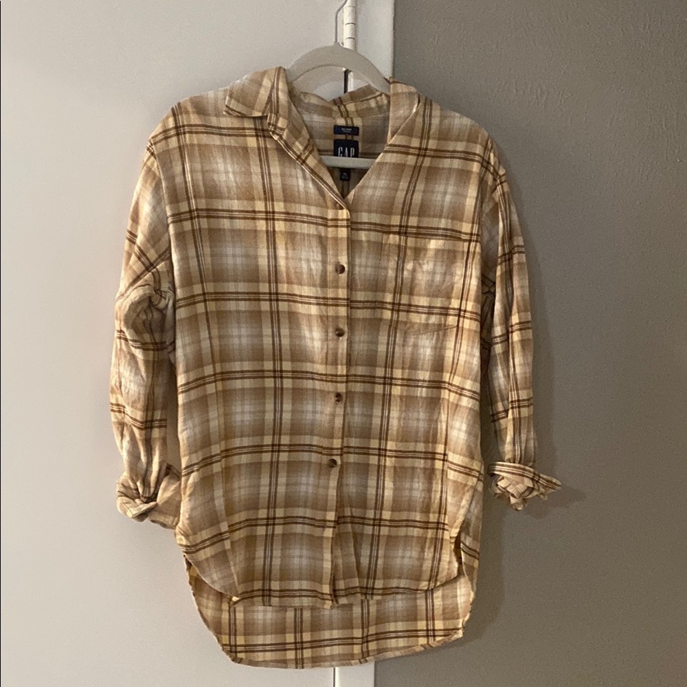 GAP Tan and Brown Cuffed Sleeve Button Down Shirt